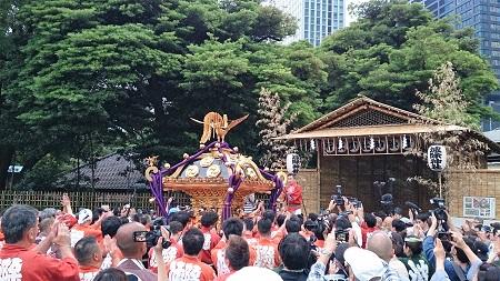 resting place of portable shrines 450.jpg