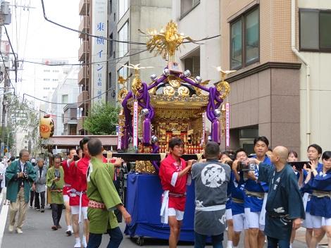 Kamiko Kobunamachi imperial procession 470.jpg