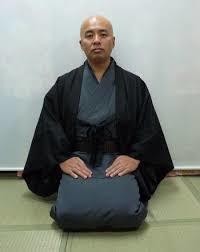 Jutoku (sitting).jpg