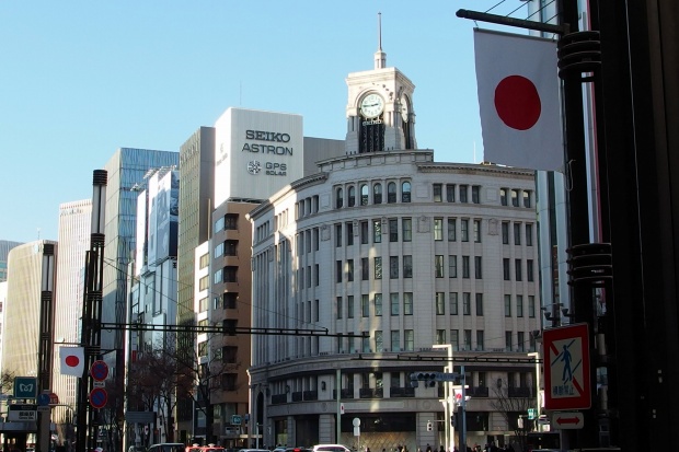  Ginza on New Year's Day is also quite good.