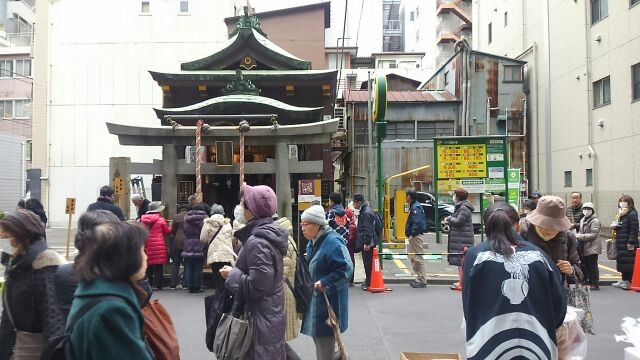 In front of Takarada Ebisu Shrine, the 35th Nihonbashi Mitsukoshi Tour of the Seven Lucky Gods hosted by the 35th Nihonbashi Mitsukoshi, the last one in 2020
