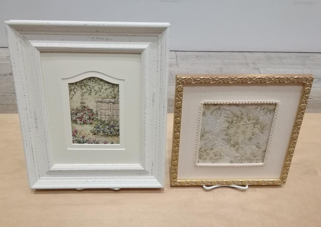 Left:　Light, flowers and birds ...
　　55,000 yen
Right:　white arrangement
　　48,000 yen porte bonheur    - printemps -
 natural collage    - flowers ＆ leaves
 miyuki takaori
　~ Nihonbashi Kiya Main Store izutuki~