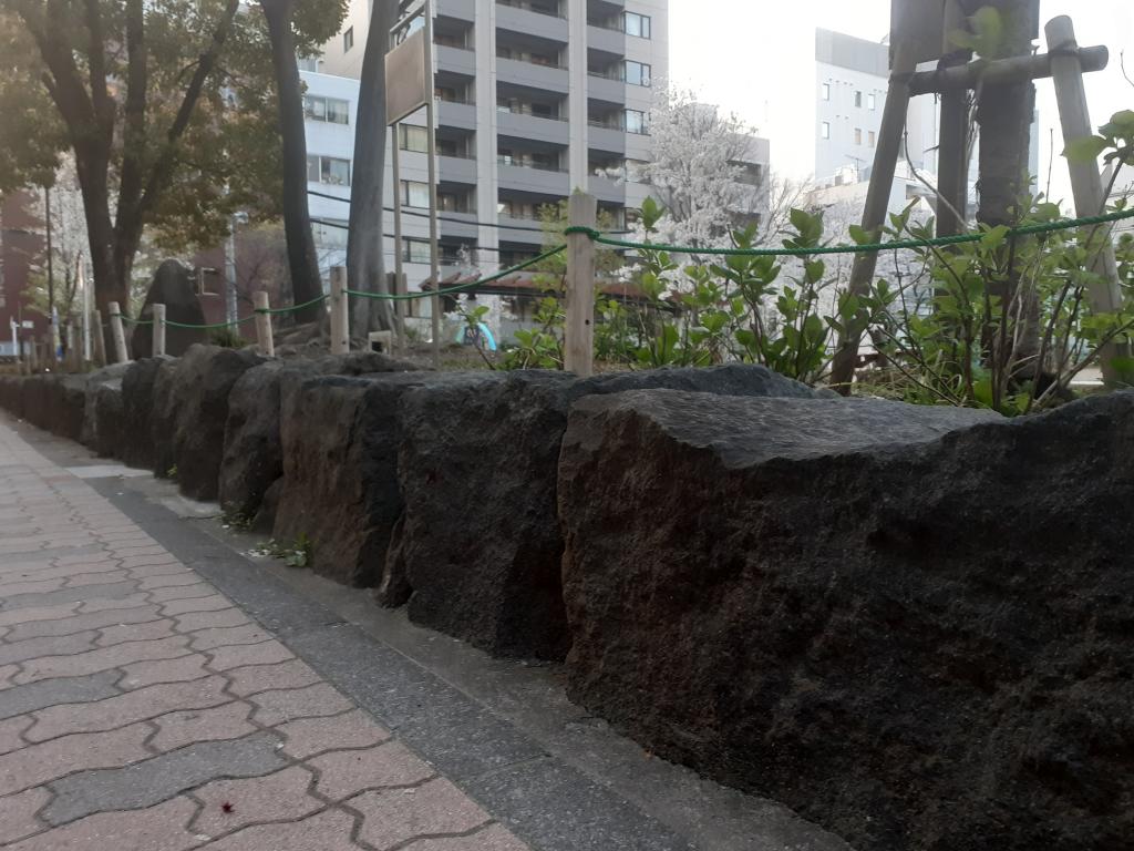  Stone is the narrator of the times! The town of Edo seen at the site of Echizen moat