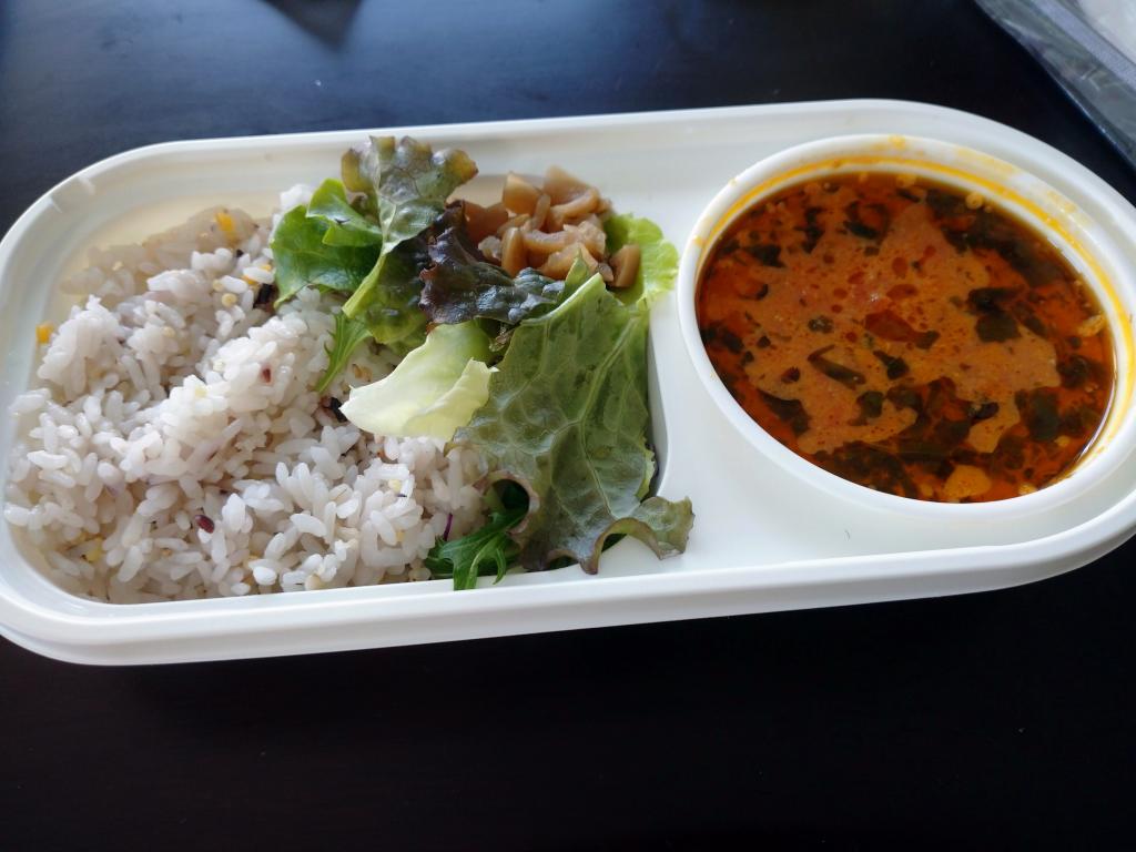 "Butter Chicken Curry" and "Spinach Vege Curry" for adults are also delicious Let's survive the temporary closure! ~Part 5 Takeout menu of Hama House~