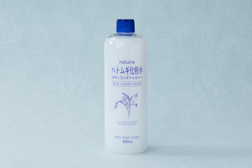 Plenty of hydration every day [product of Chuo-ku] definitive version of skin care!
"Natulie Hatomugi Skin toner" 