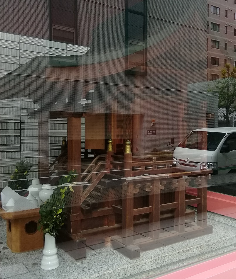  A quiet shrine that can be reached from Ningyocho Station 10-Kasama Inari Shrine Meijiza Branch- 