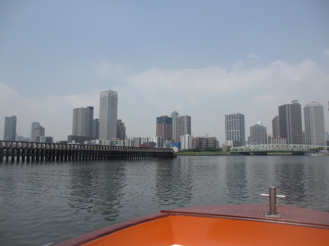  ① Chuo-ku seen from the boat--a lot of new discoveries!　Nihonbashi