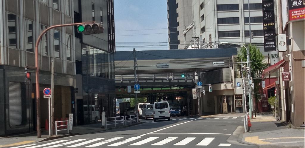  Alleys in Ginza: The alleys of the "Seisei Kaido"