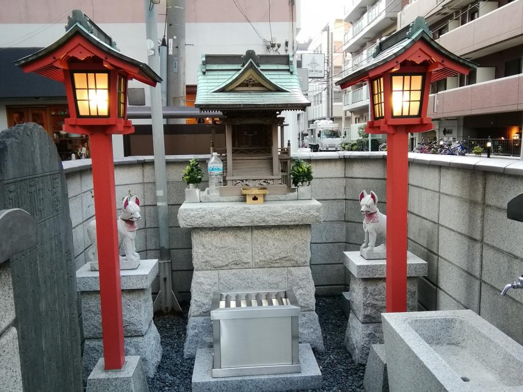  A quiet shrine that can be reached from Ningyocho Station 17-Tachibana Shrine- 