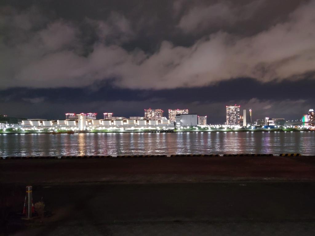  The night view of the Harumi Wharf passenger liner terminal from the evening is very beautiful.
