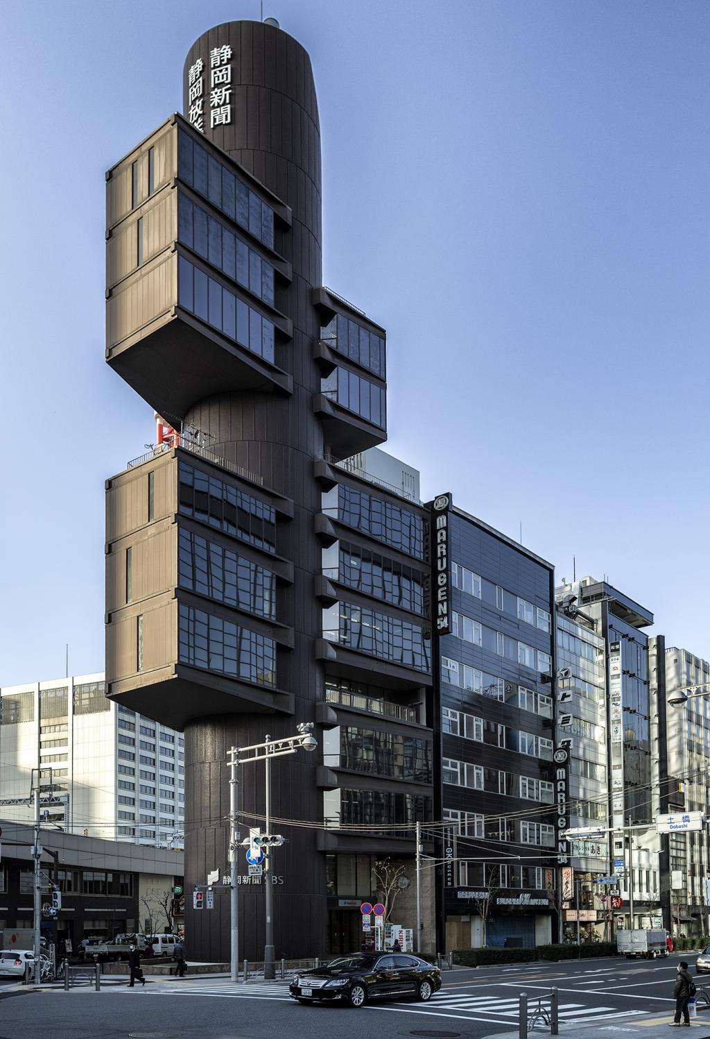 After visiting the capsule, please also visit the "Shizuoka Shimbun / Shizuoka Hoso Tokyo Branch" [Ginza 8-chome] The story inside the capsule "Central Bank Capsule Tower Building"