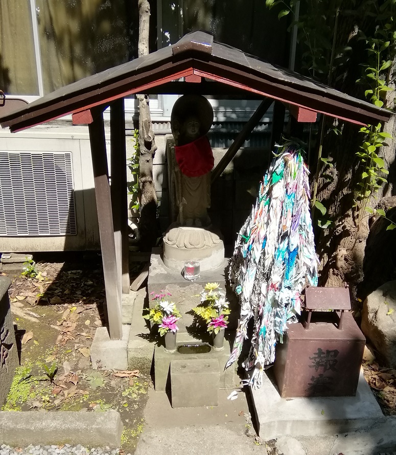  No.21 Shrine with a quiet appearance that can be reached from Ningyocho Station-Kotohiragu Shrine (Nihonbashinakasu)- 