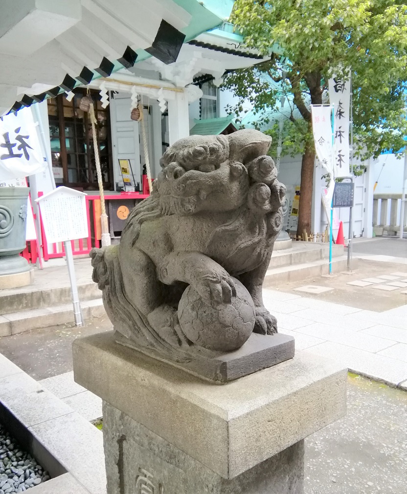  No.24 shrine with a quiet appearance that can be reached from Ningyocho Station.
 　~ Sugimori Shrine~ 