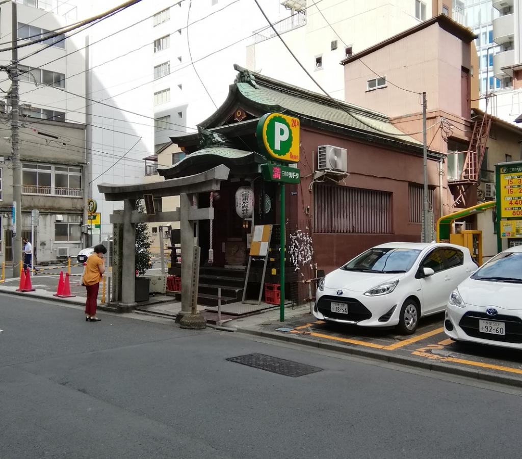 Takarada Ebisu Shrine No.25 with a quiet appearance that can be reached from Ningyocho Station.
 　~ Takarada Ebisu Shrine~ 