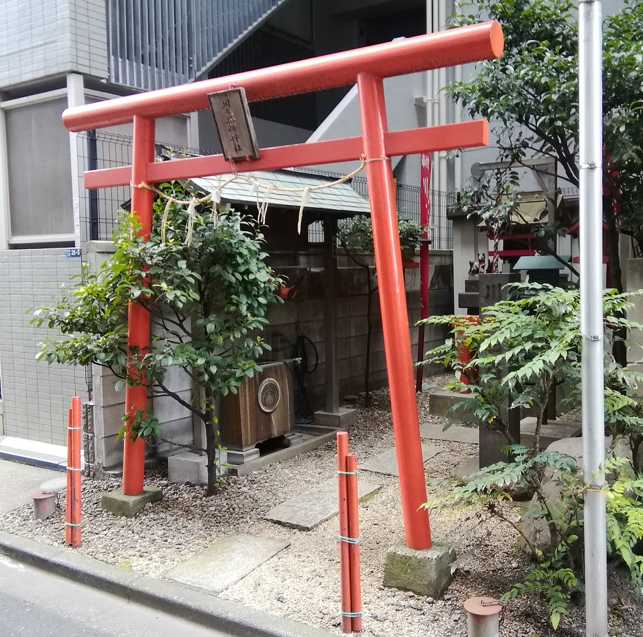 Kawakami Inari Shrine No.26, which can be reached from Ningyocho Station, has a quiet appearance.
 　~ Kawakami Inari Shrine~ 