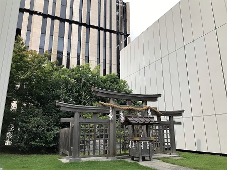  Tenku Shrine in the Ginza