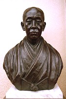 1936 Fumio Asakura, a sculptor Fumio Asakura produced in 1936 Discover an interesting story between a Kabuki actor bust!