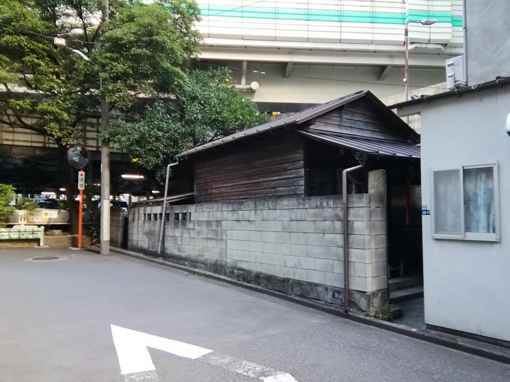  A quiet shrine that can be reached from Ningyocho Station No.33-Eternal Inari Shrine-