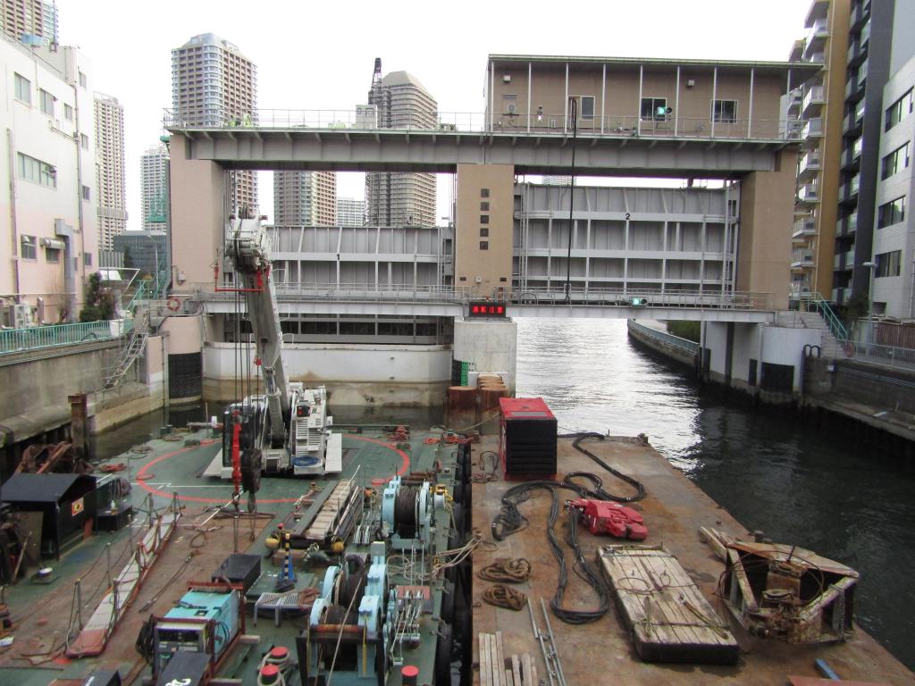  7 units in Chuo-ku-ku-What can be enjoyed by waterside walk and cycling?