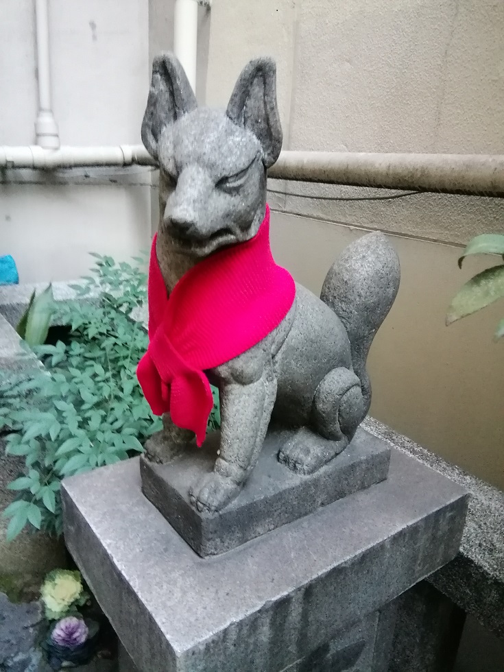  No.34 shrine with a quiet appearance that can be reached from Ningyocho Station.
 　~ Ieuchi Ki Inari Shrine ~ 