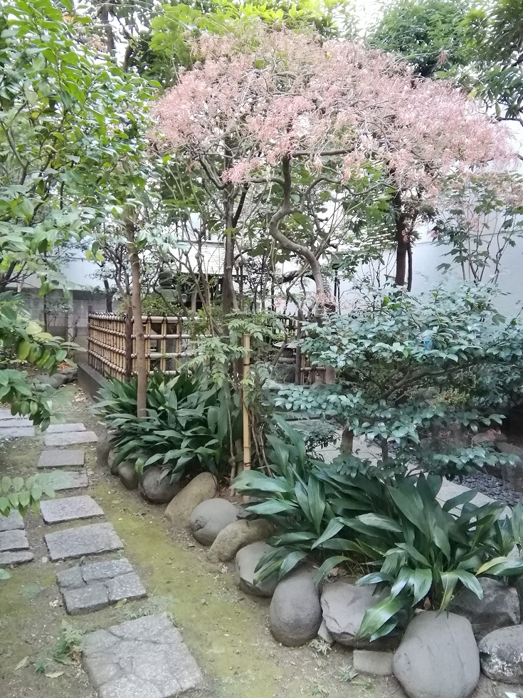  A tour of shrines with a quiet appearance around Kayabacho Station and Hatchobori Station 1-Daiei Inari Shrine-