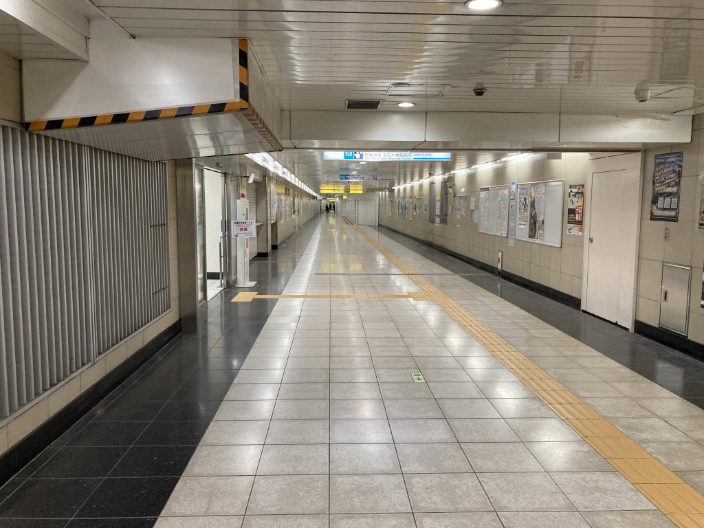  Walk along the underpass in Chuo-ku (Kayabacho Station-Yaesu Exit, Tokyo Station)