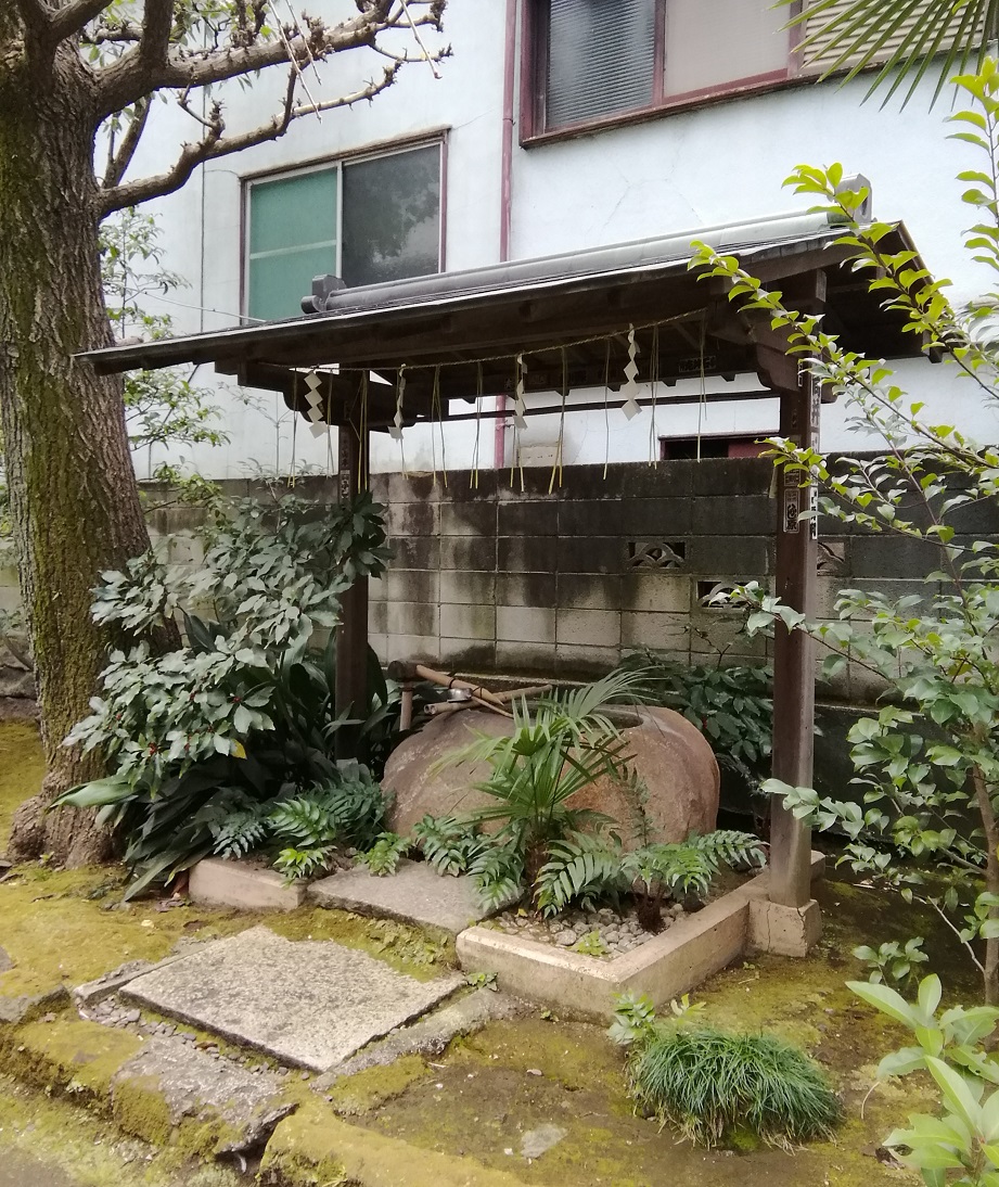  Tour of shrines with a quiet appearance around Kayabacho Station and Hatchobori Station 5-Oiwa Inari Tamiya Shrine- 