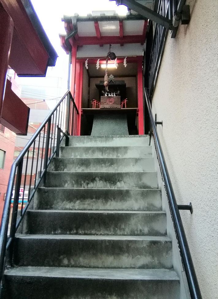  A tour of shrines with a quiet appearance around Kayabacho Station and Hatchobori Station 9-Imamura Yuki Inari Shrine- 