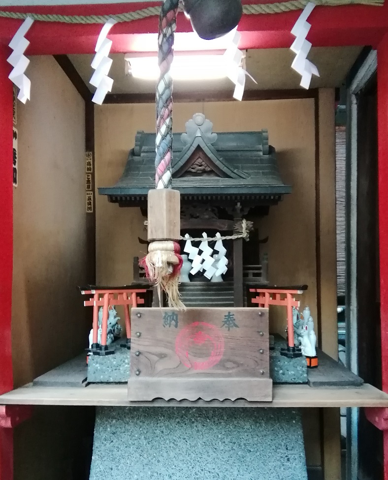  A tour of shrines with a quiet appearance around Kayabacho Station and Hatchobori Station 9-Imamura Yuki Inari Shrine- 