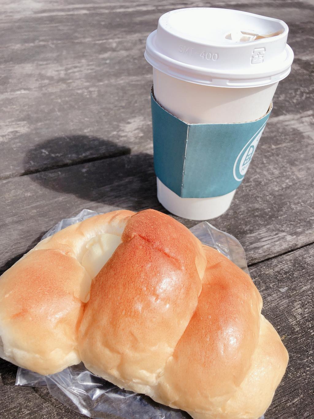  Bakery Pom, a long-established bakery shop in Nihonbashikobunacho