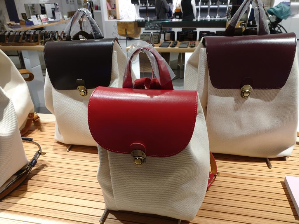 Come and enjoy adult bags, accessories, and "Koshu Inden"! ! Series: Azuki's "Rankatsu" Diary 1-Ikedaya's "Children's Thought" school bag @ Tokyu Plaza Ginza-