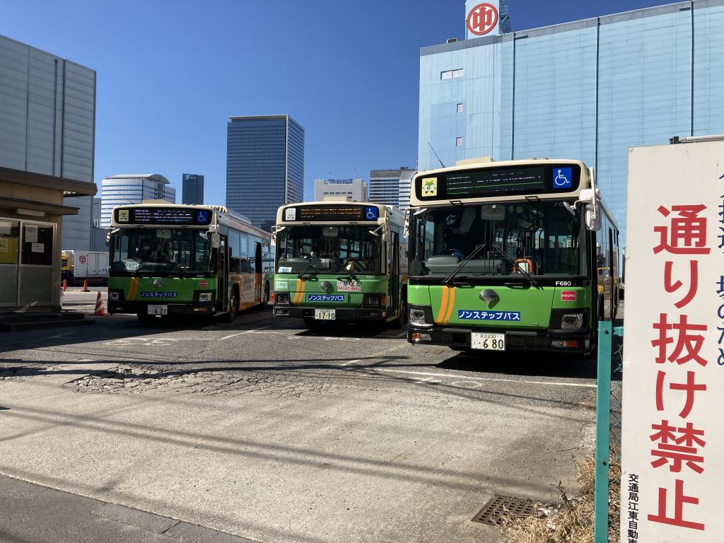 There is no station, but there is a metropolitan bus yard! Cool TOYOMICYO ‼
