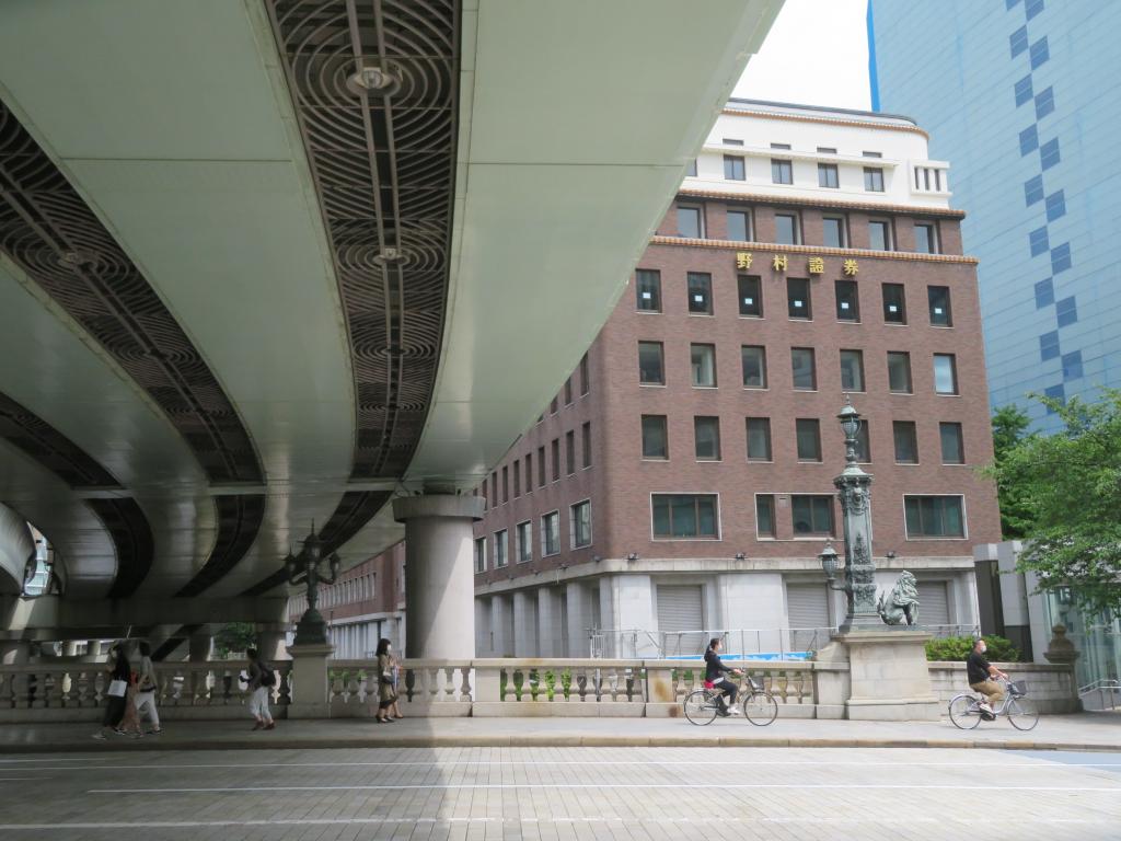  Take a stroll in the sunny days of May “Isecho Hori Ruins”, “Nihonbashi Redevelopment” and “Asashio Kobashi”.