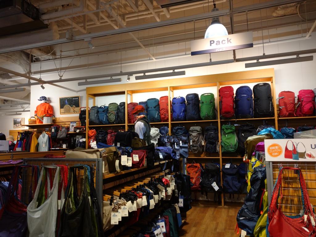 A spacious store with 2 floors! I also found an excursion @ Montbell Tokyo Kyobashi store