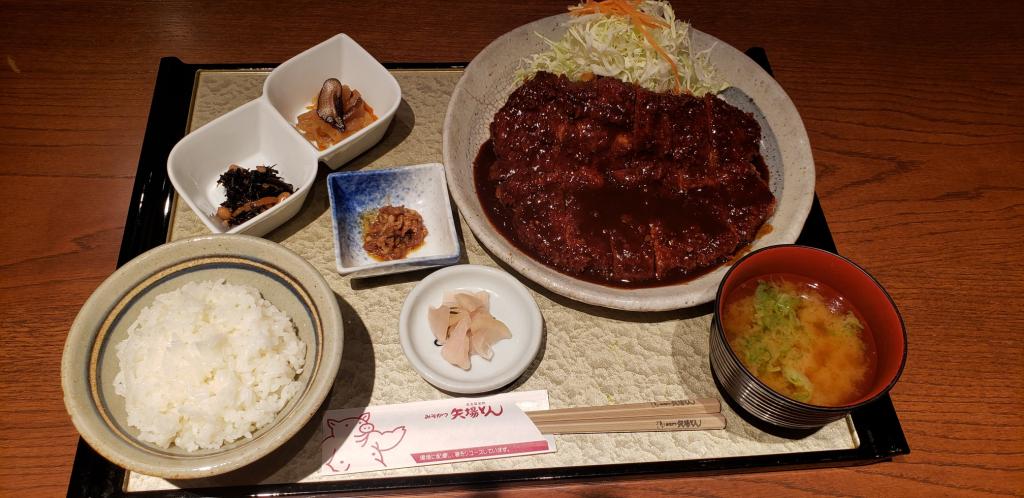 Waraji Tonkatsu set meal Yabaton Tokyo Ginza store