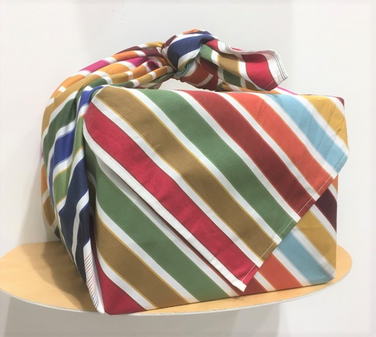 Stripe SDGs series
Nakafuroshiki
(100% cotton)
7,150 yen The best of Kokura weaving stripes 2022
　　~ Nihonbashi Kiya Main Store izutuki~