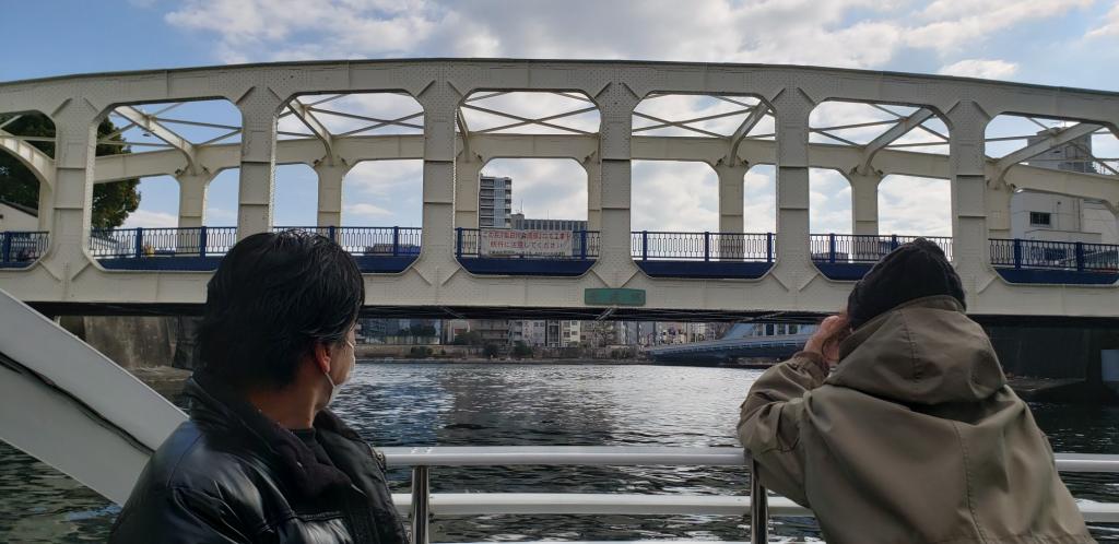  I took a cruise on the Nihonbashi River and the Sumida River.