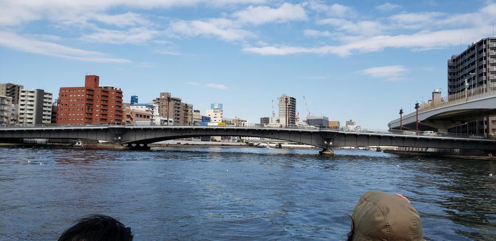  I took a cruise on the Nihonbashi River and the Sumida River.