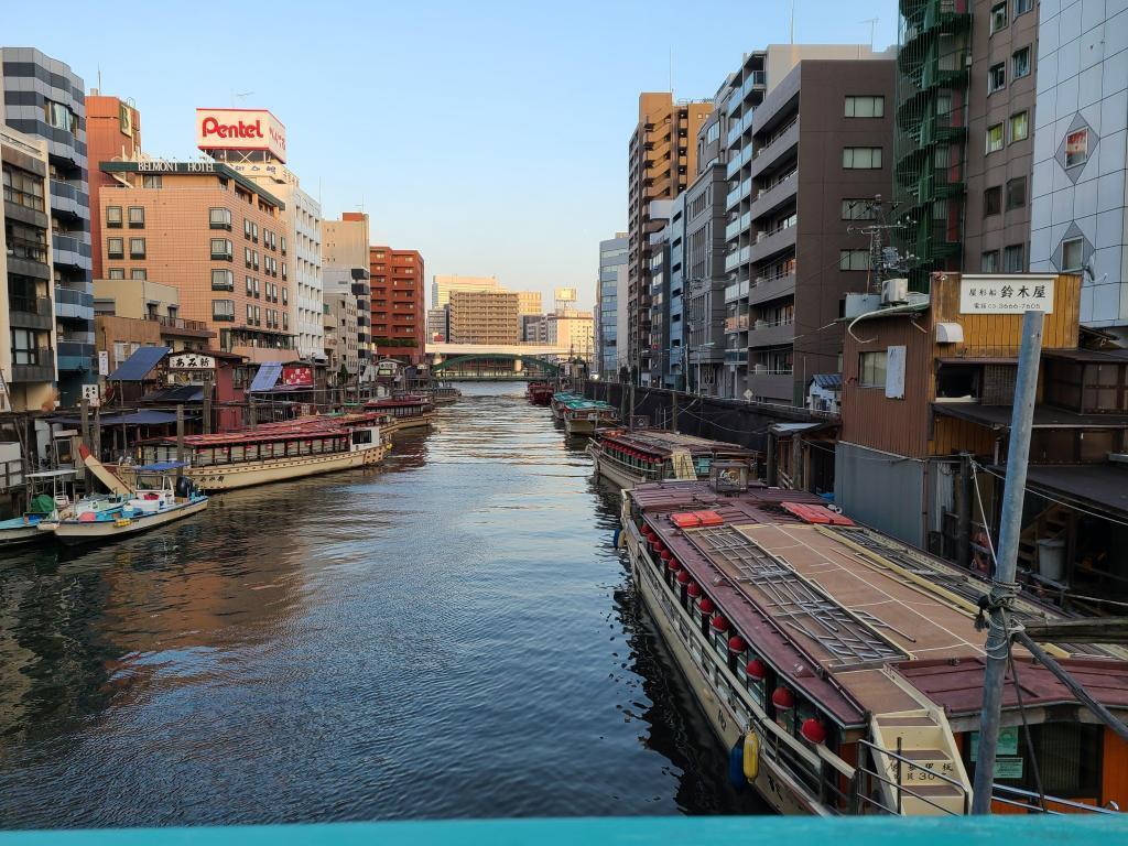  The shop that was invited by the scent in Yanagibashi.