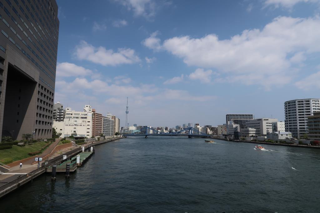 Spring performance from Kiyosu Bridge to Sumida River Ohashi! Let's walk The first part of "Tokyo Sky Tree" seen from the Sumida River Terrace