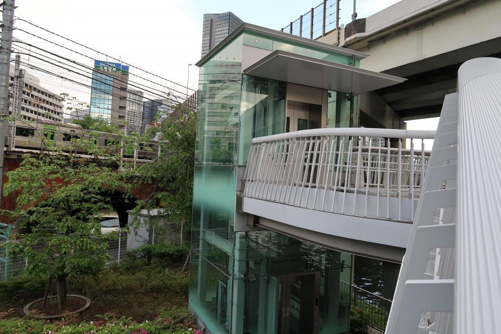 Debuted in 2018! But isn't it well known? A railway view point that can be enjoyed for 0 yen! Ryukan Sakura Bridge