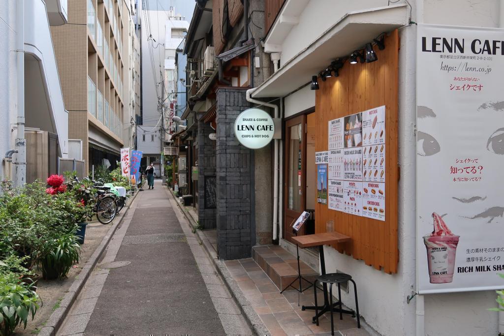 I found such a fashionable shop! "LENN CAFE Nihonbashi Ningyocho Store" Chuo-ku alley back exploration series [Ningyocho / Mitsukoshi first part]