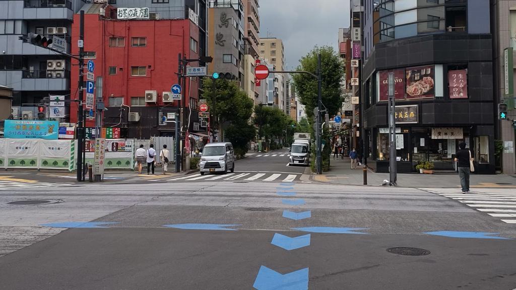 Access to the "Sake and Metalwork" exhibition from Ningyocho Station Sake and metalwork