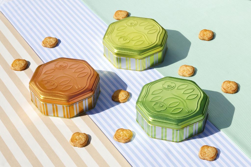  Melon-colored flower camellia biscuit limited cans & ice cream - Shiseido Parlour ~