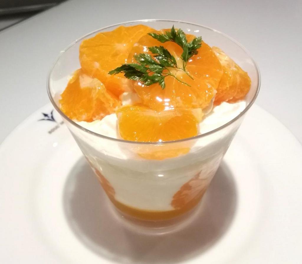 Mandarin orange parfait
800 yen Grand Lux won the Mond Selection Gold Award
　　In addition, Introducing new products
　　~ Bour Mish Ginza Main Store~