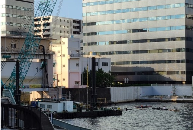 Kayak in the city of Sumida River where the wind sways!　Where are you going?…