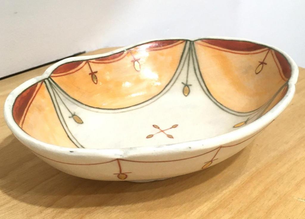 Small bowl of persimmon crest oval
7,700 yen Mitsuru Ito Ceramics Exhibition
　　~ Nihonbashi Kiya Main Store izutuki~