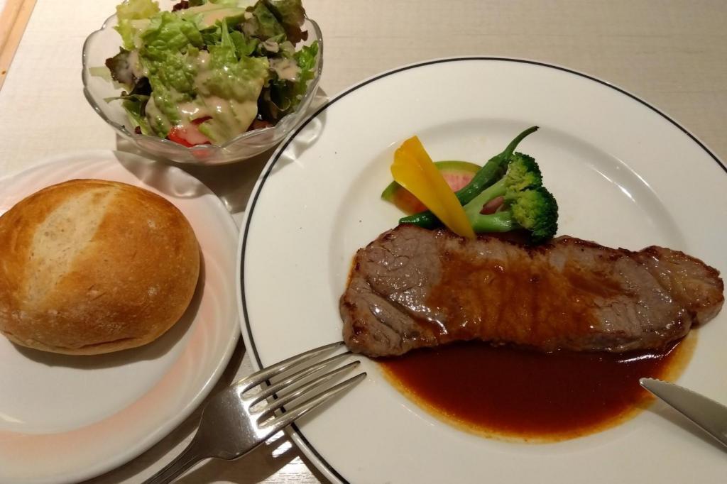 Traditional Western-style restaurant in Showa Salon de Julliet, Western-style restaurant in Higashiginza