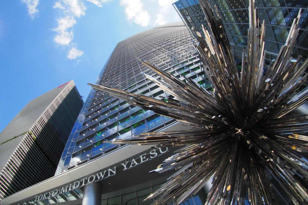  From under the roof of the Grand Roof at Tokyo Station