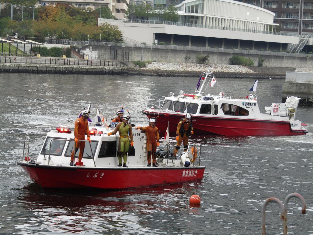  Keep the waterside closer! "Asashio Waterside Festa" Participation Report